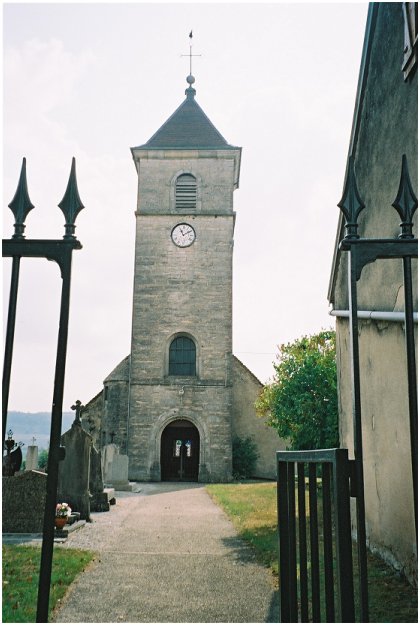 Sentinel above l'Ain: the tower of the Assumption.