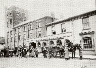 Luker's brewery & staff (1907)